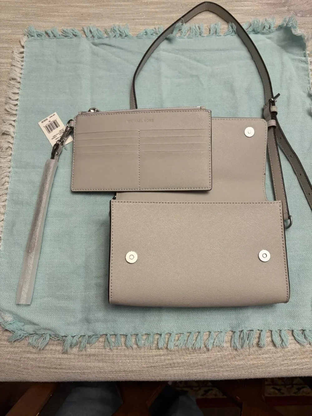 ✨ NWT Michael Kors Jet Set Travel 3-in-1 Crossbody/Wristlet ✨